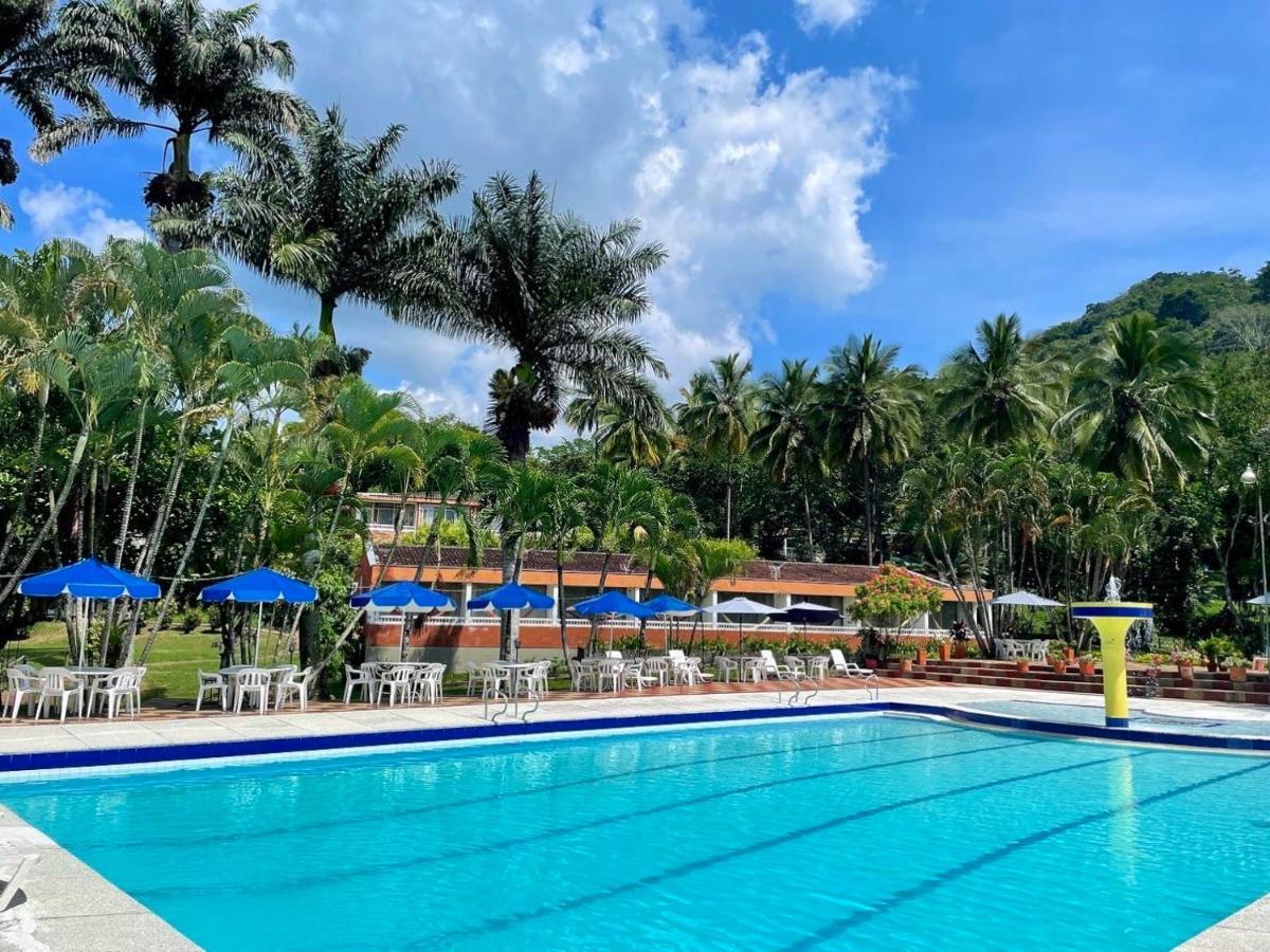 Hotel Hacienda El Diamante 비예타 외부 사진