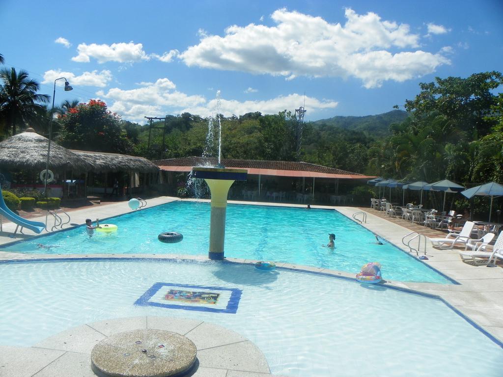 Hotel Hacienda El Diamante 비예타 외부 사진